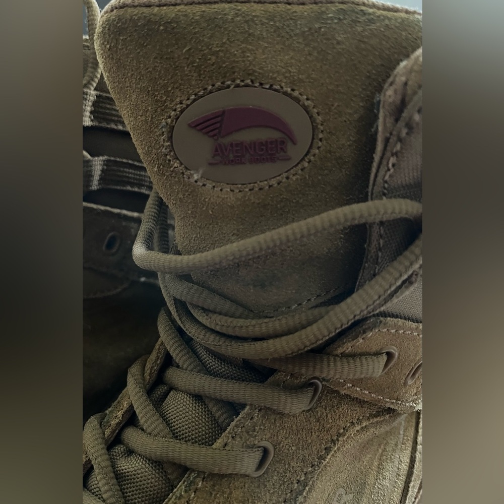 Avenger Men’s Olive/Brown Suede Work Boots, K4 Tactical, Rubber Outsole; Size 11 - Picture 4 of 11